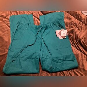 Barco brand, size large, new with tags, hunter green, comfy scrub pants